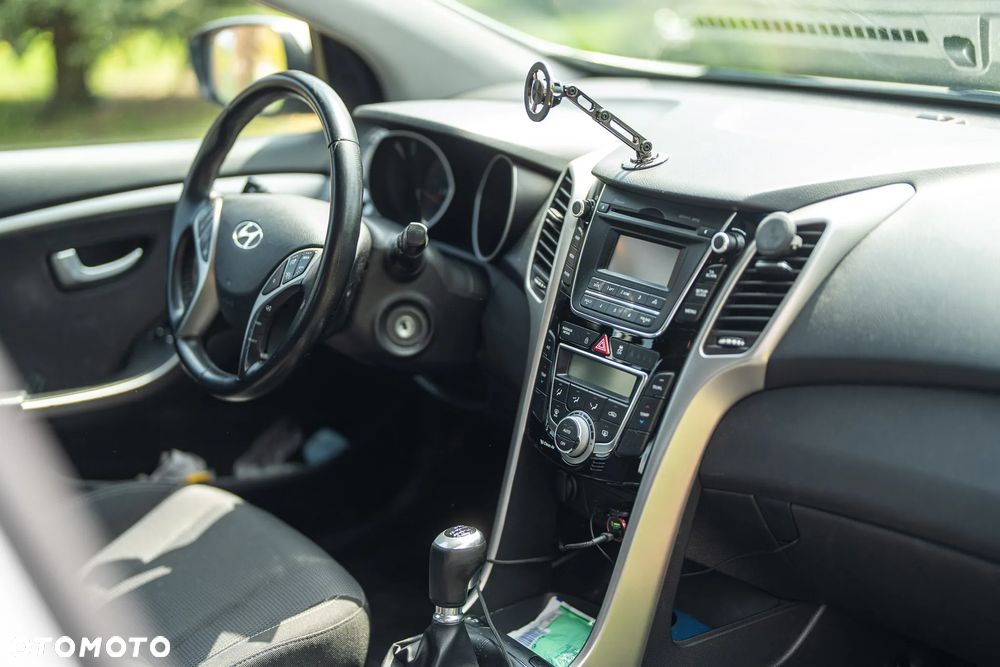 Hyundai i30 1.6 CRDi Comfort - 13