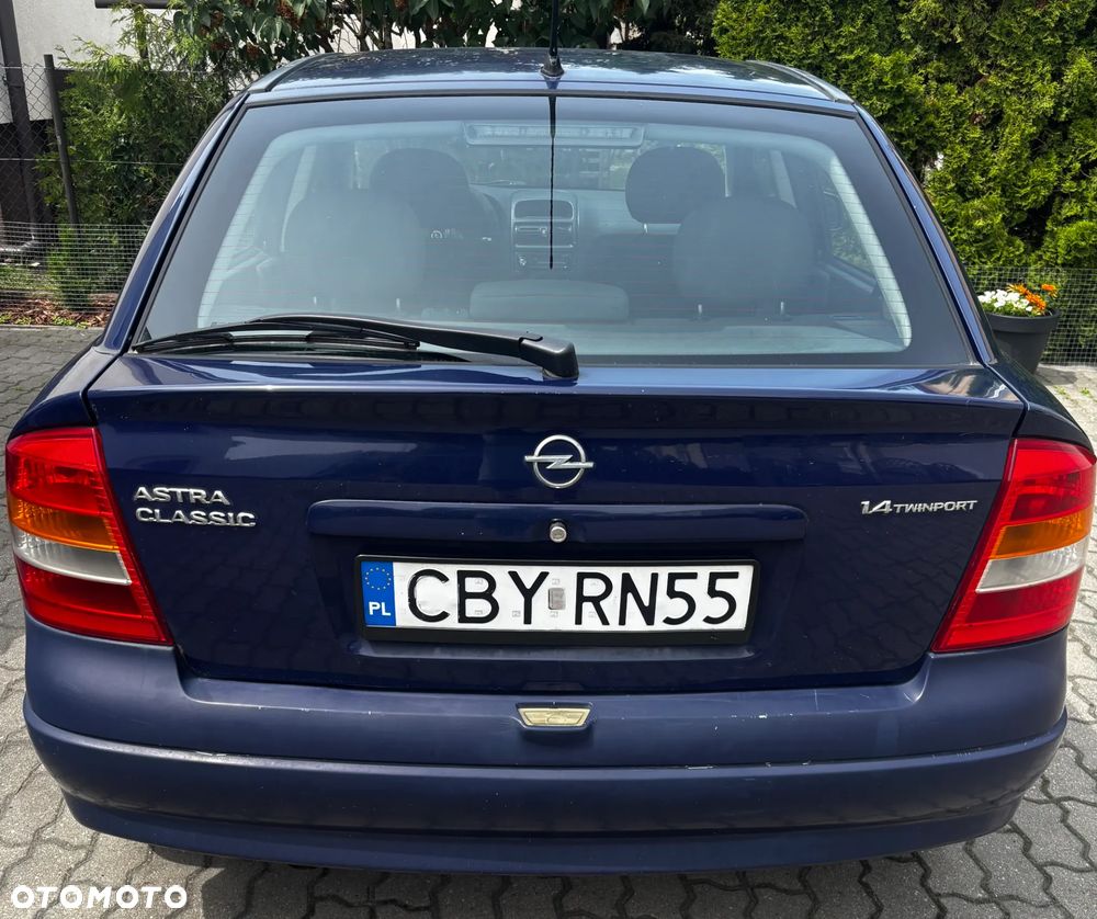Opel Astra 1.4 Start - 2