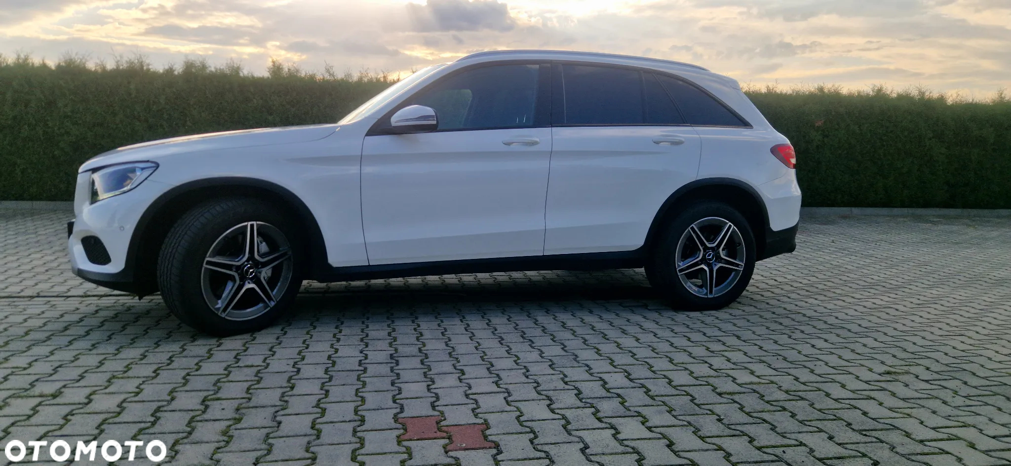 Mercedes-Benz GLC 220 d 4-Matic - 4