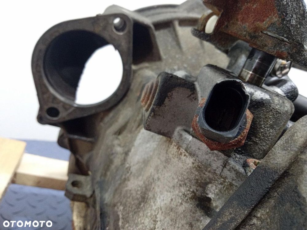 VW CADDY III 1.9 TDI 105KM SKRZYNIA BIEGÓW MANUALNA GQR - 6