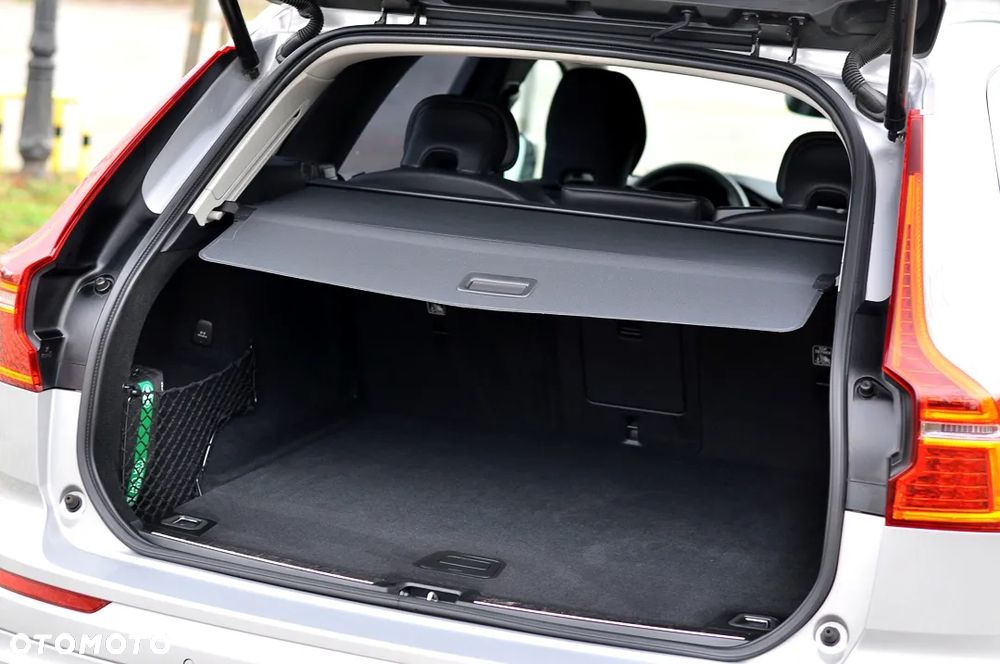 Volvo XC 60 B4 D AWD Geartronic RDesign - 18