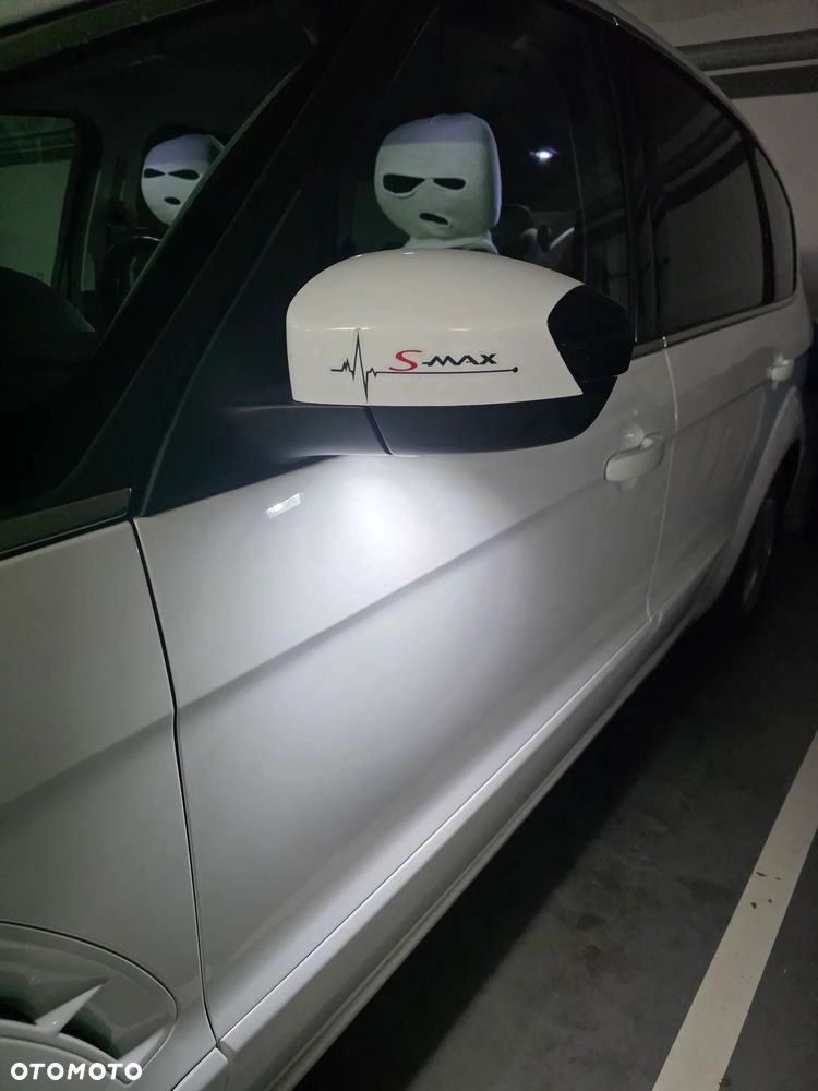Ford S-Max 2.0 Titanium - 32