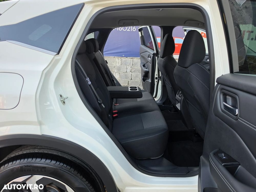 Nissan Qashqai 1.3 DIG-T MHEV N-Connecta - 33