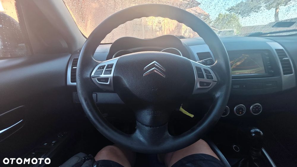 Citroën C-Crosser - 12