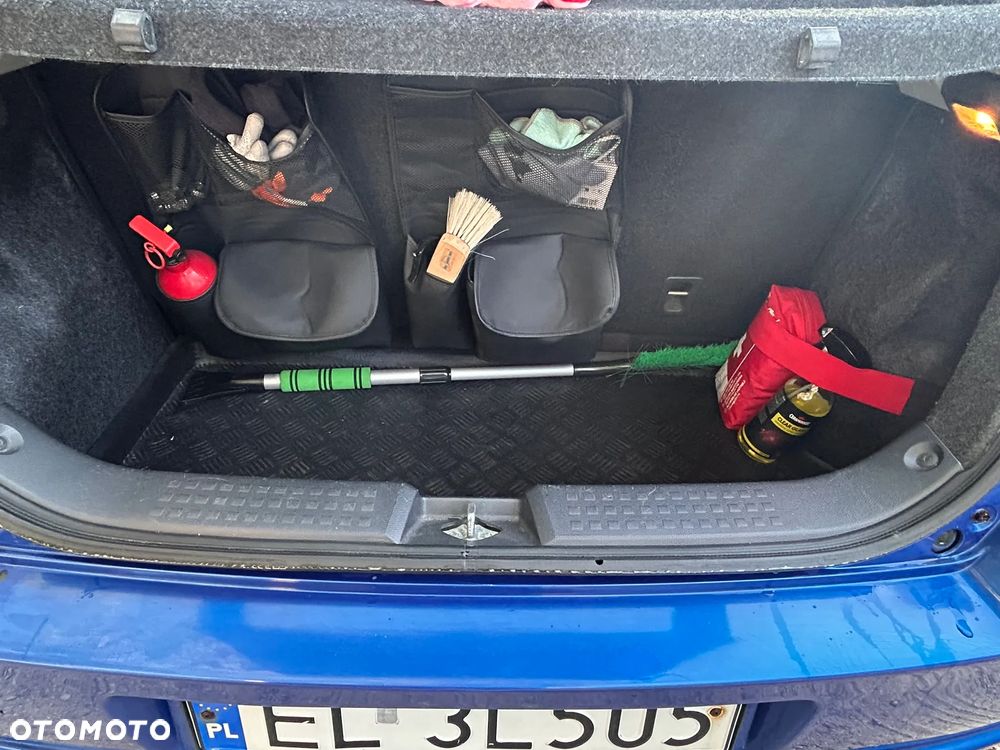 Suzuki Swift 1.3 GC (klm) - 9