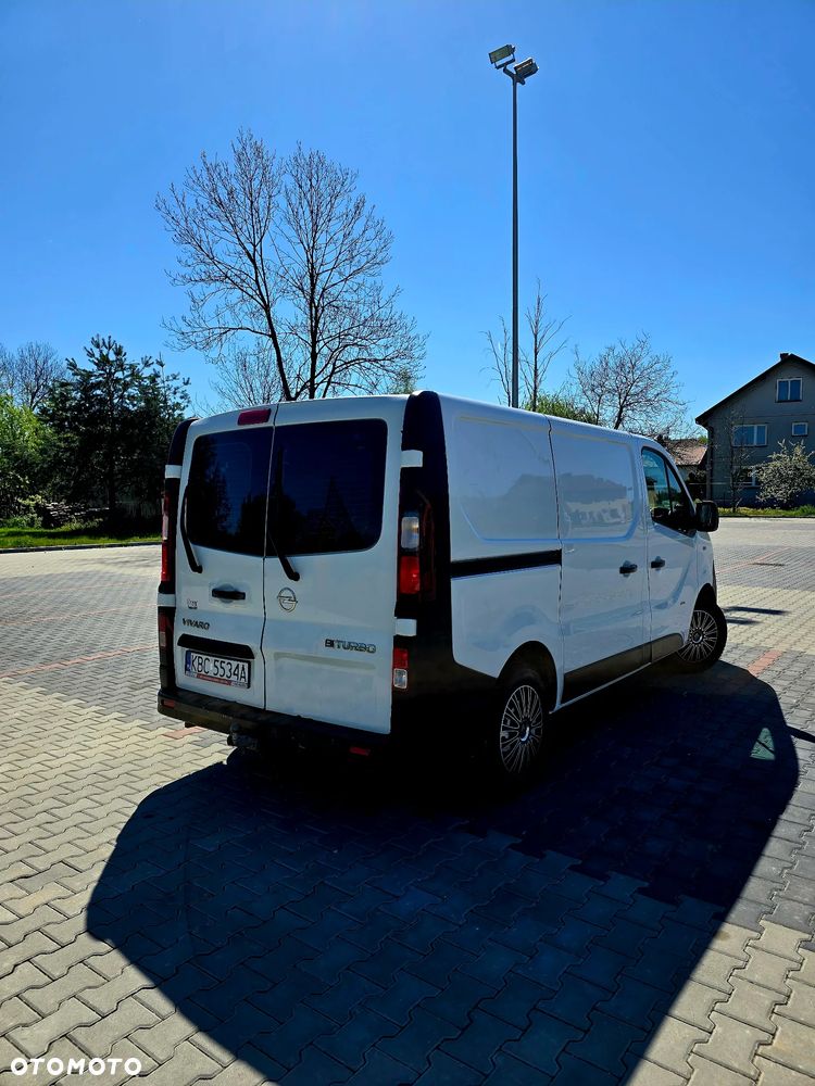 Opel Vivaro - 4