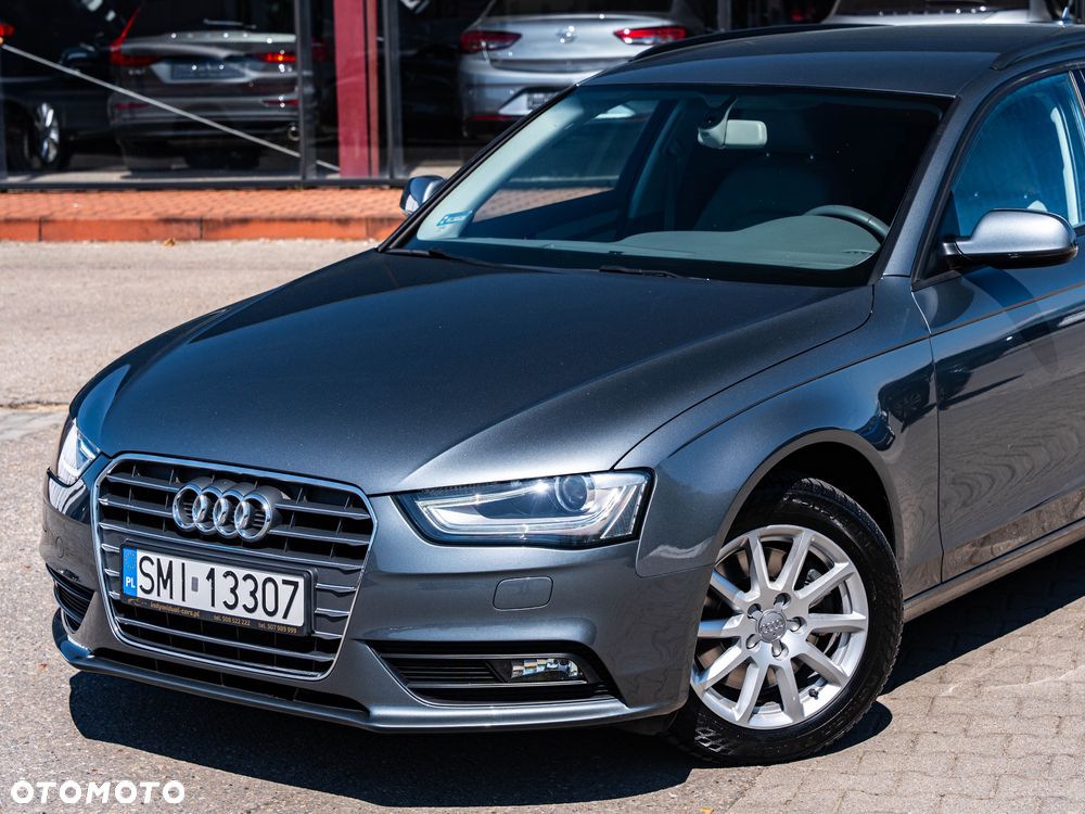Audi A4 Avant 2.0 TDI DPF clean diesel multitronic Attraction - 4
