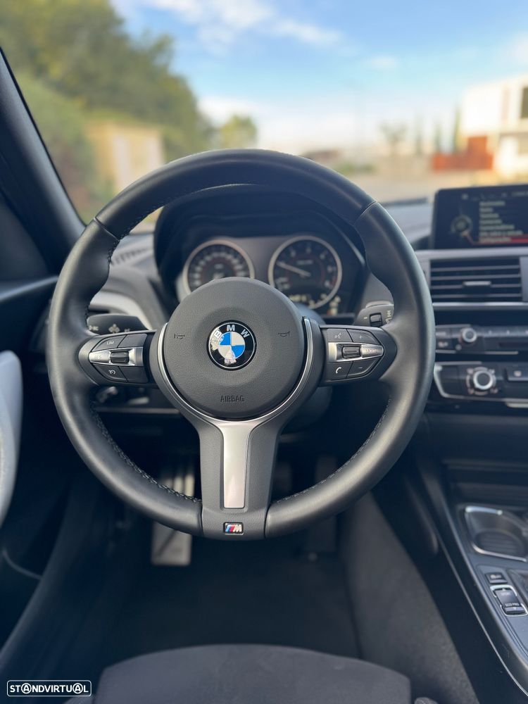 BMW 116 d Pack M - 19