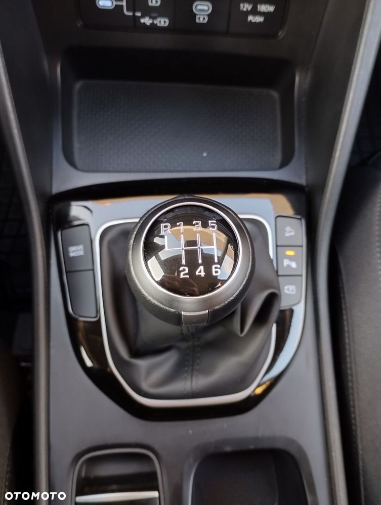 Hyundai Tucson 1.6 T-GDi Modern 2WD - 33