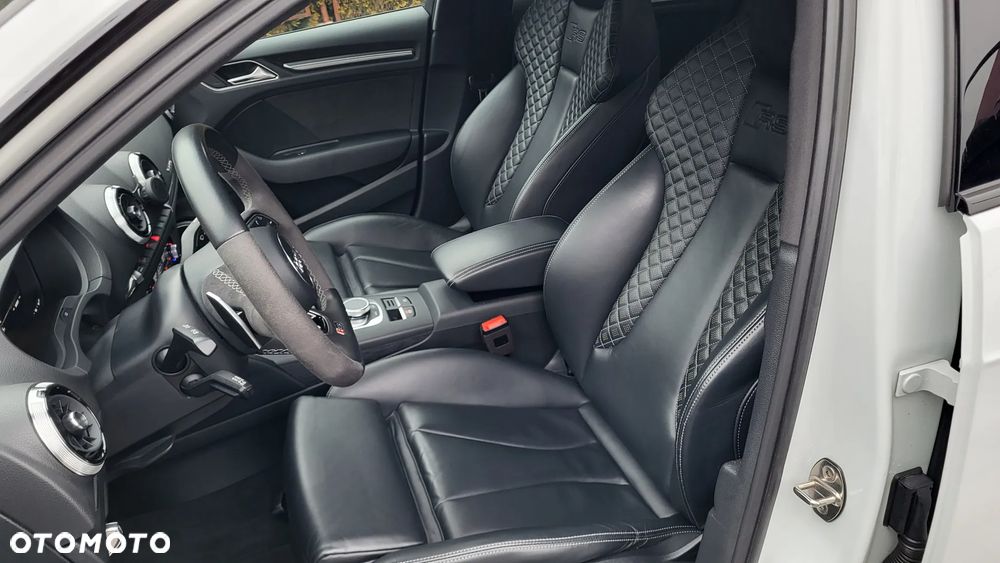 Audi RS3 Sportback 2.5 TFSI Quattro S tronic - 8