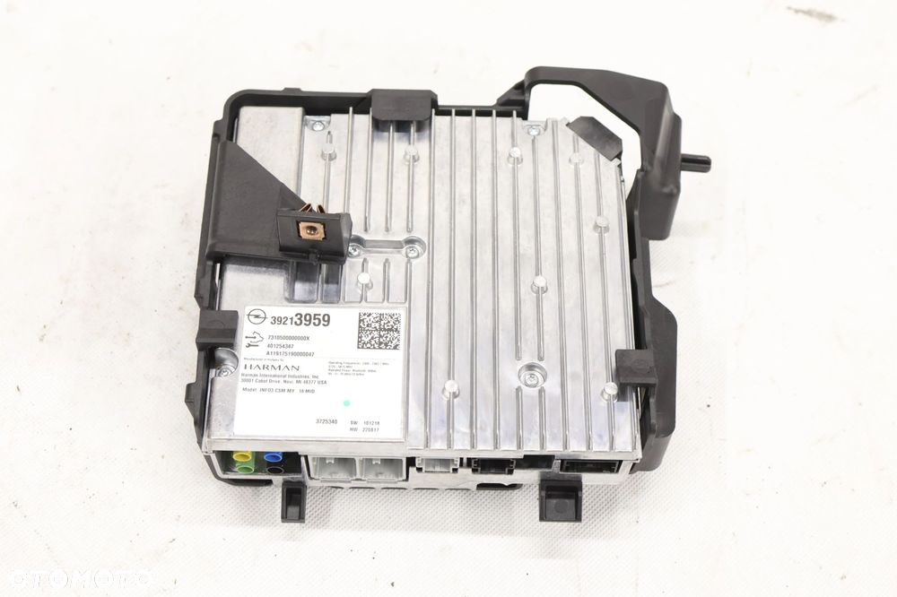 Opel Insignia B wzmacniacz 39213959 Harman