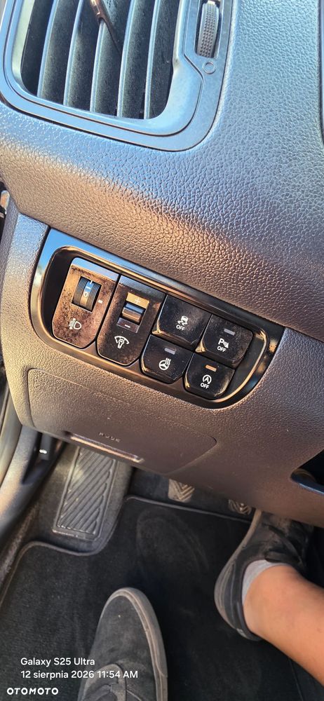 Kia Rio - 8