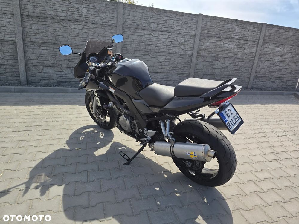 Suzuki SV - 4