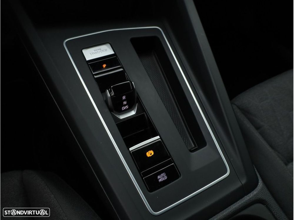 VW Golf 1.5 TSI e-Hybrid Life DSG - 19