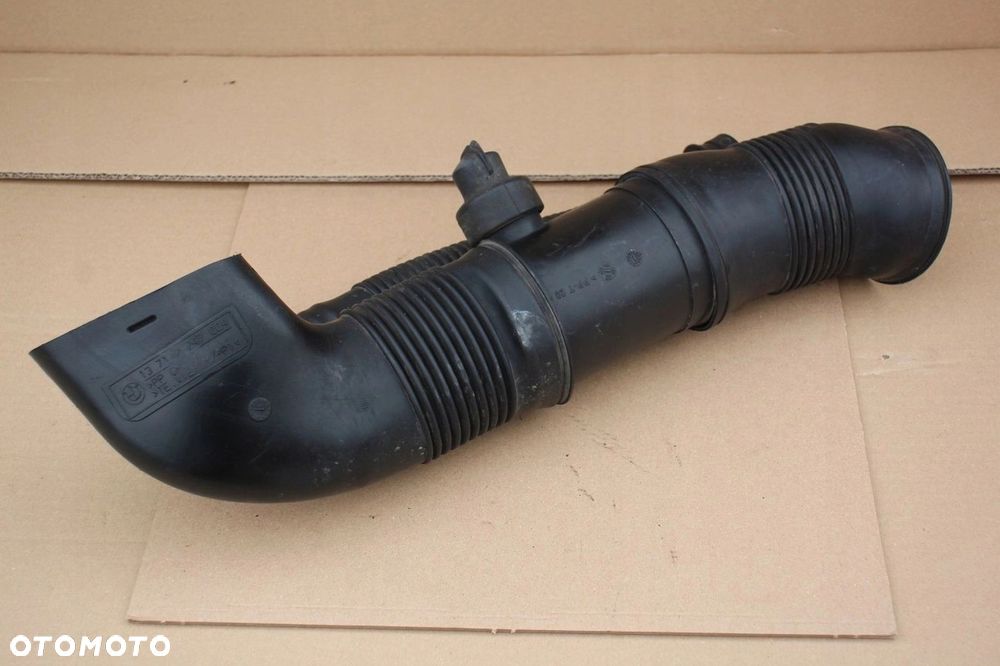 Rura kanał powietrza BMW e39 2.5TDS 2.5 TDS 525TDS 2247004 - 2