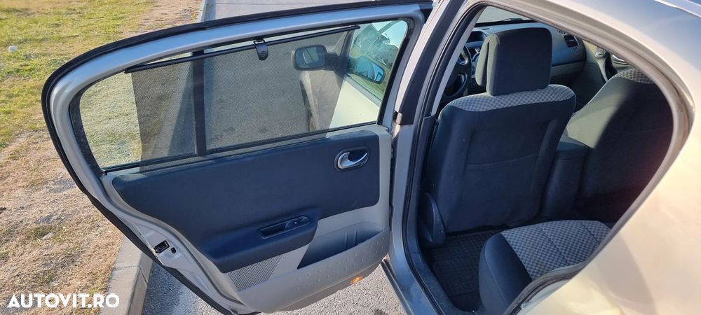 Renault Megane II Sedan 1.5 dCi Confort Expression - 13