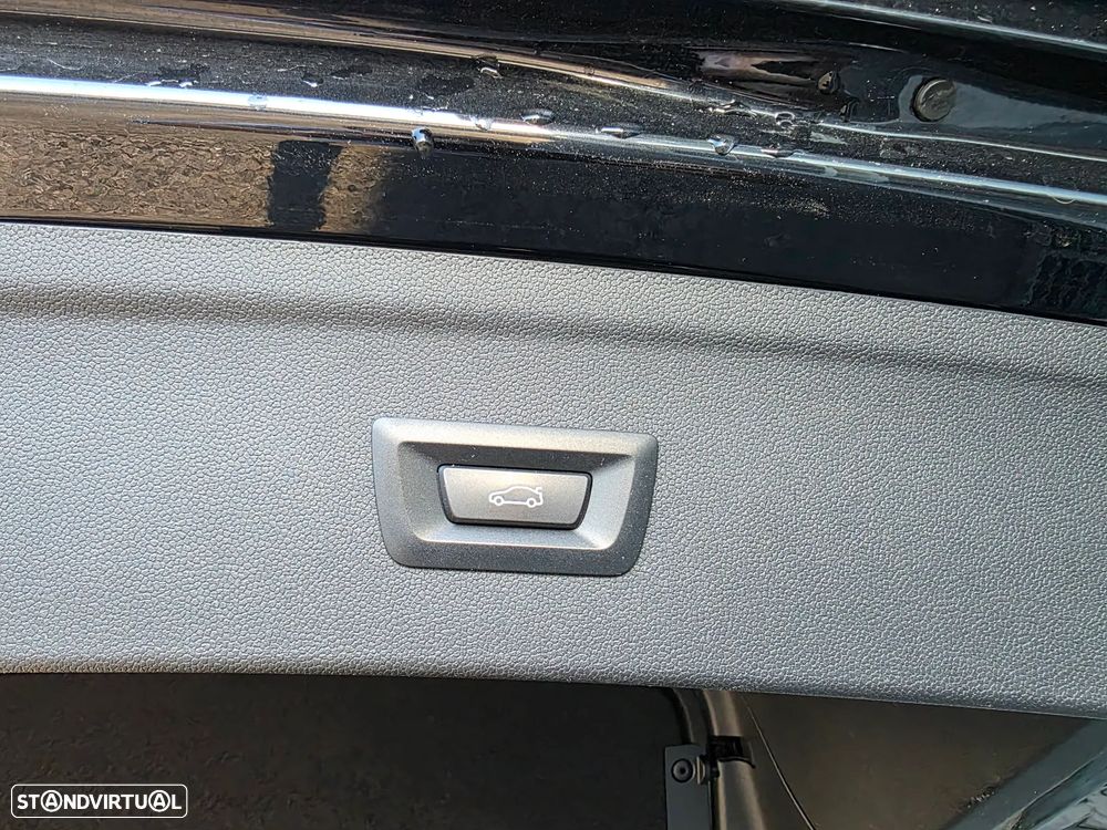 BMW iX xDrive 40 Pack Desportivo - 37