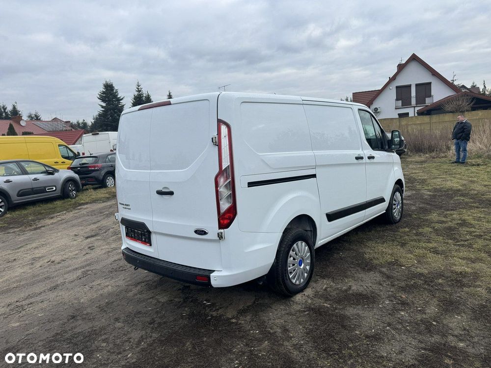 Ford Transit Custom - 5