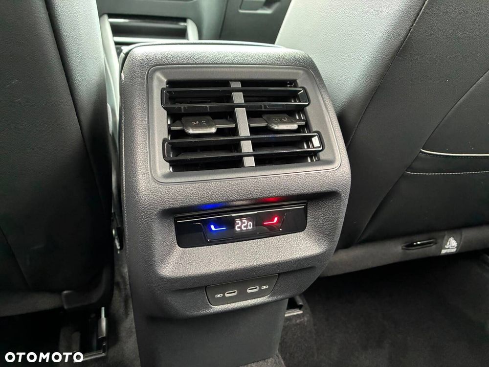 Volkswagen Tiguan - 30