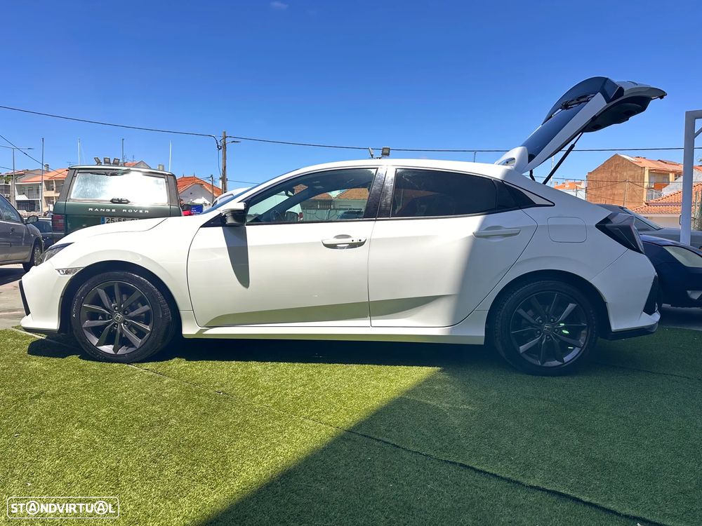Honda Civic 1.0 i-VTEC Elegance Navi - 3