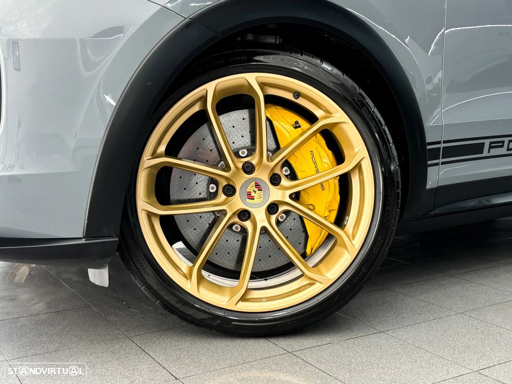 Porsche Cayenne Coupé Turbo GT Tiptronic S - 10