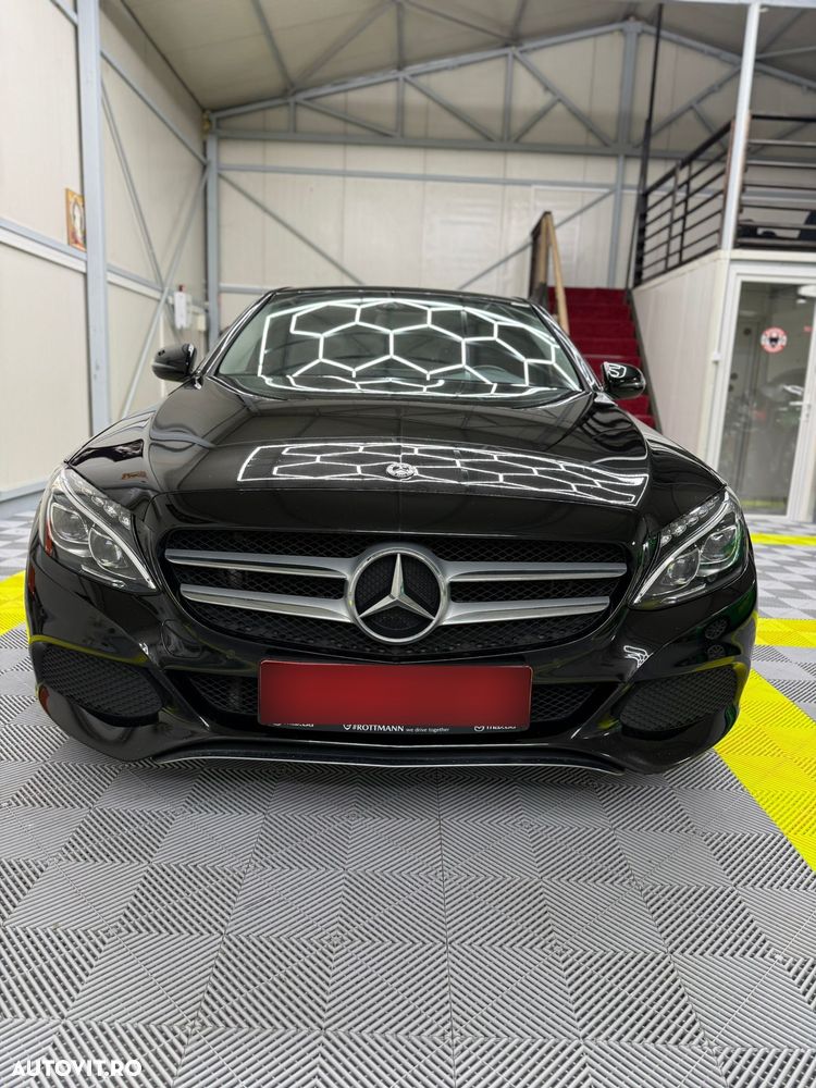 Mercedes-Benz C 220 d 4MATIC 9G-TRONIC - 2