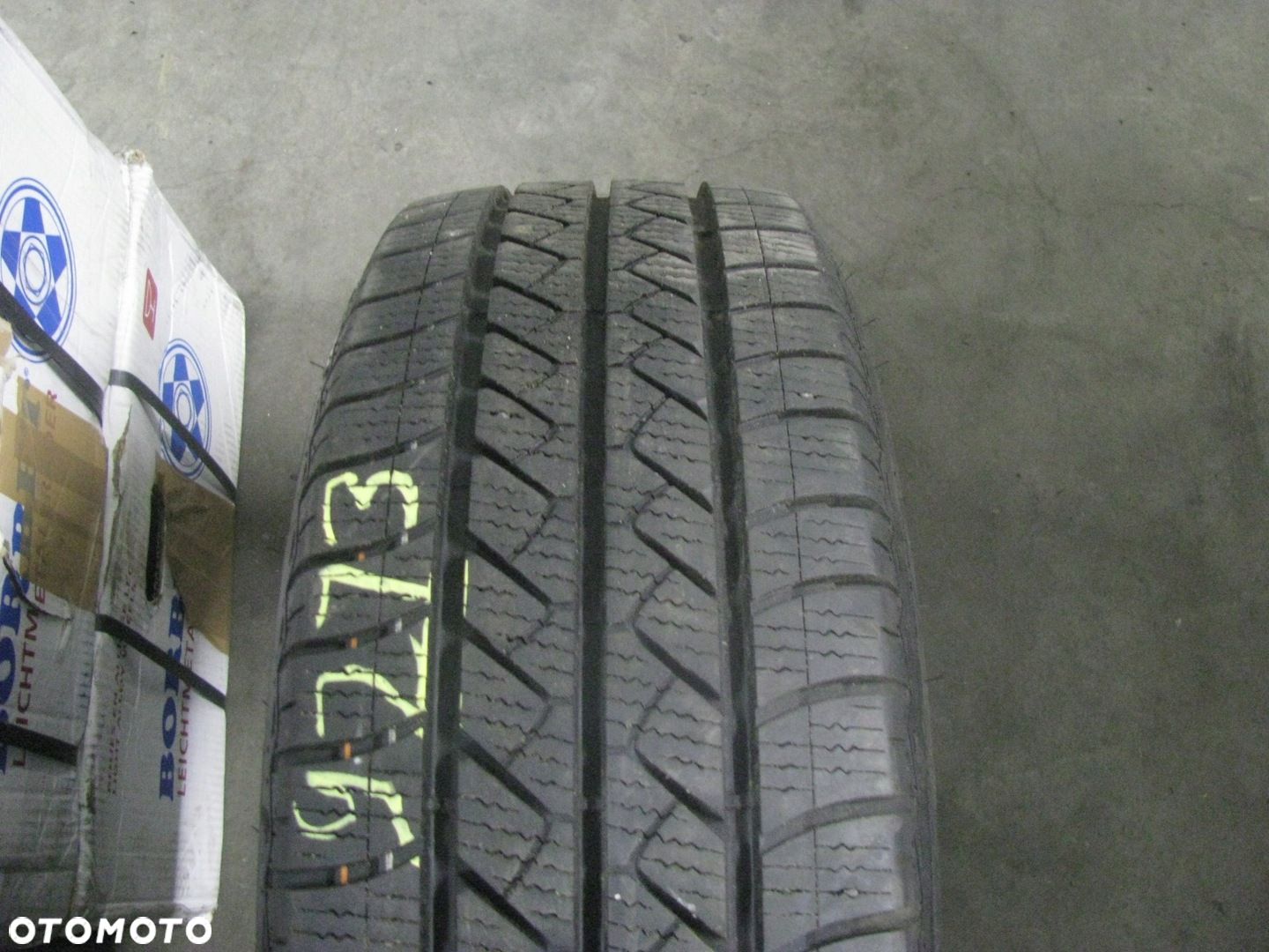 GOODYEAR VECTOR 4 SEASONS CARGO 215/65R16C 8mm 1 SZT. - 1