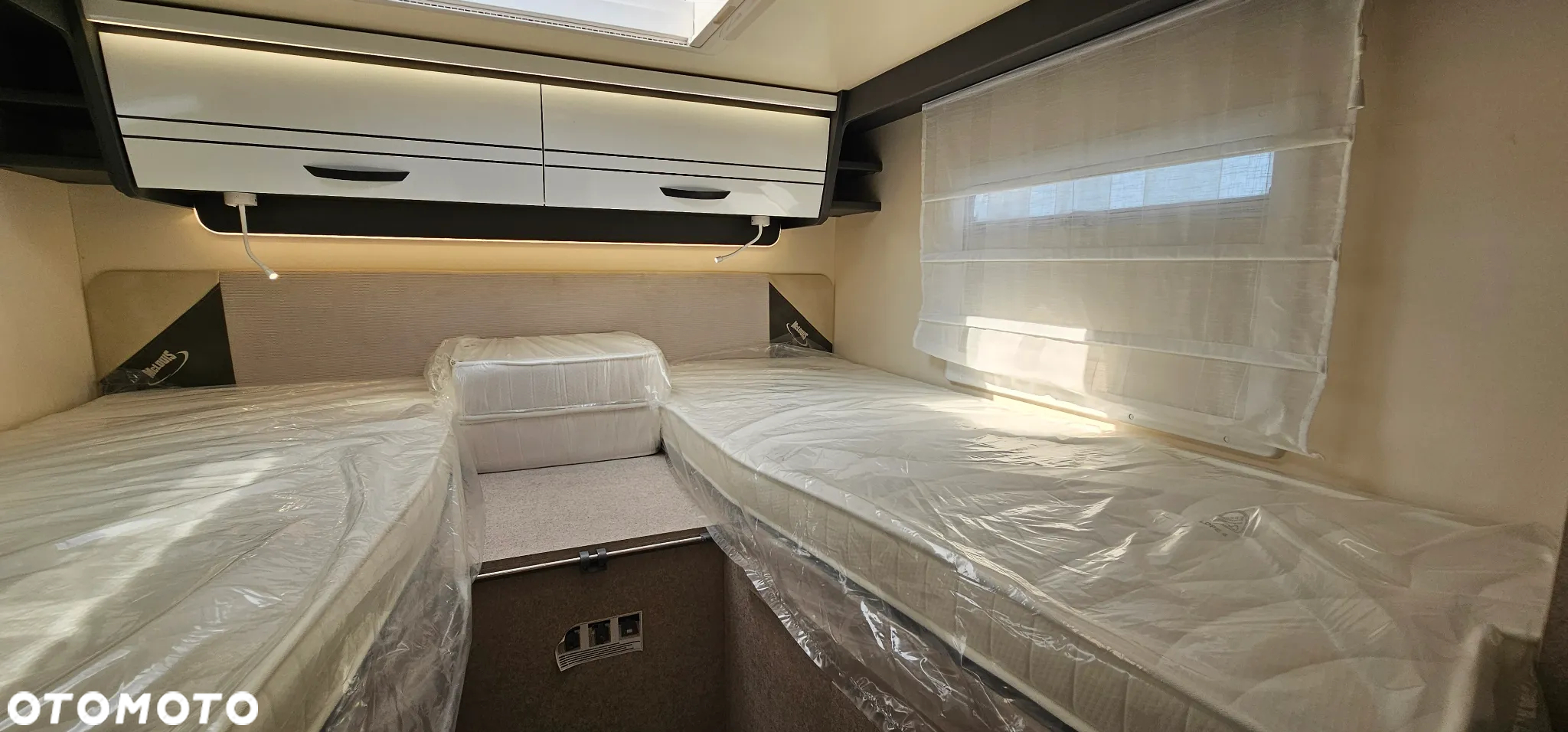 McLOUIS MC4 373 - 18