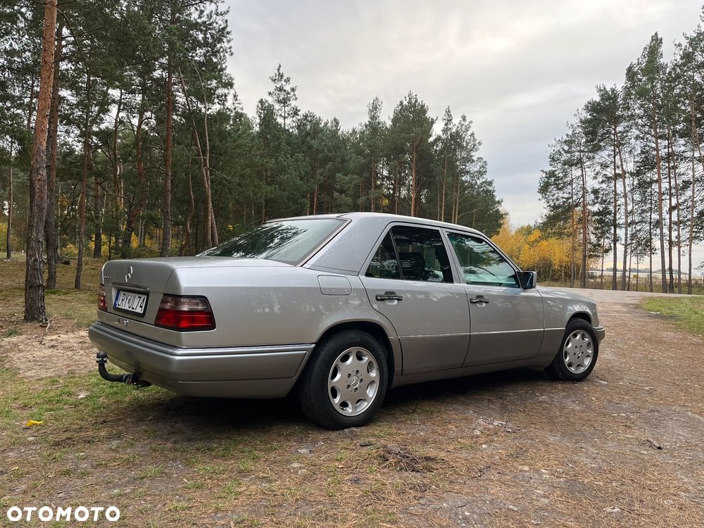 Mercedes-Benz Klasa E - 7