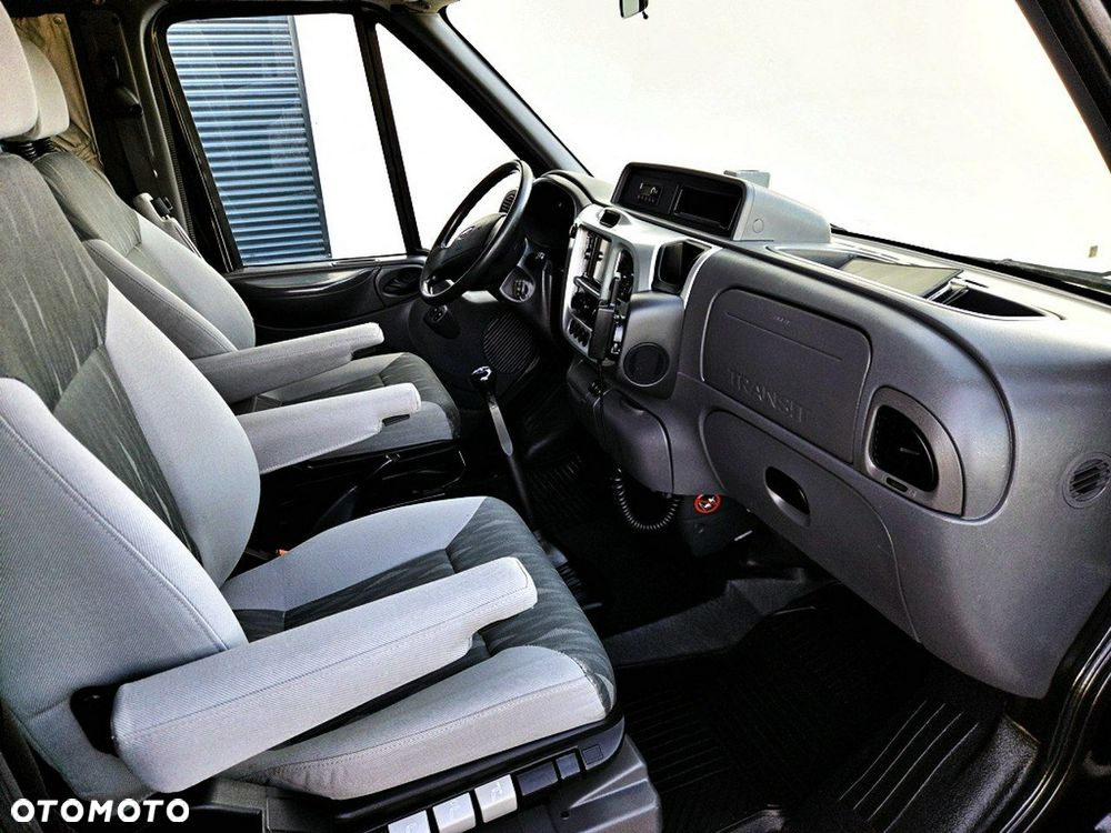 Ford Transit - 10