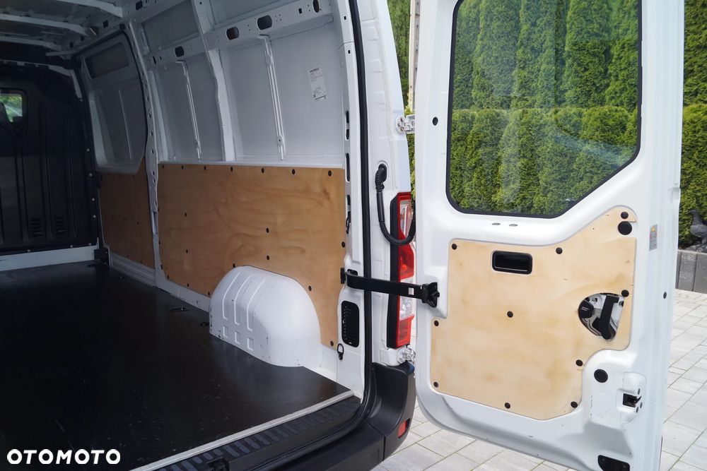 Renault Master - 17