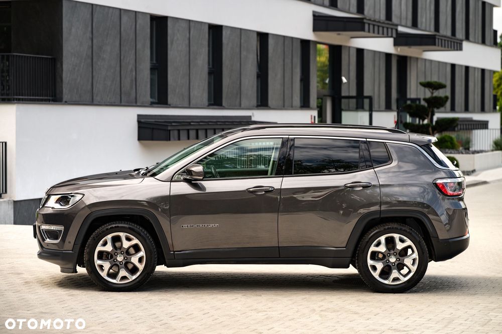 Jeep Compass 1.4 TMair Limited FWD S&S - 26