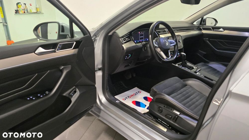 Volkswagen Passat - 5