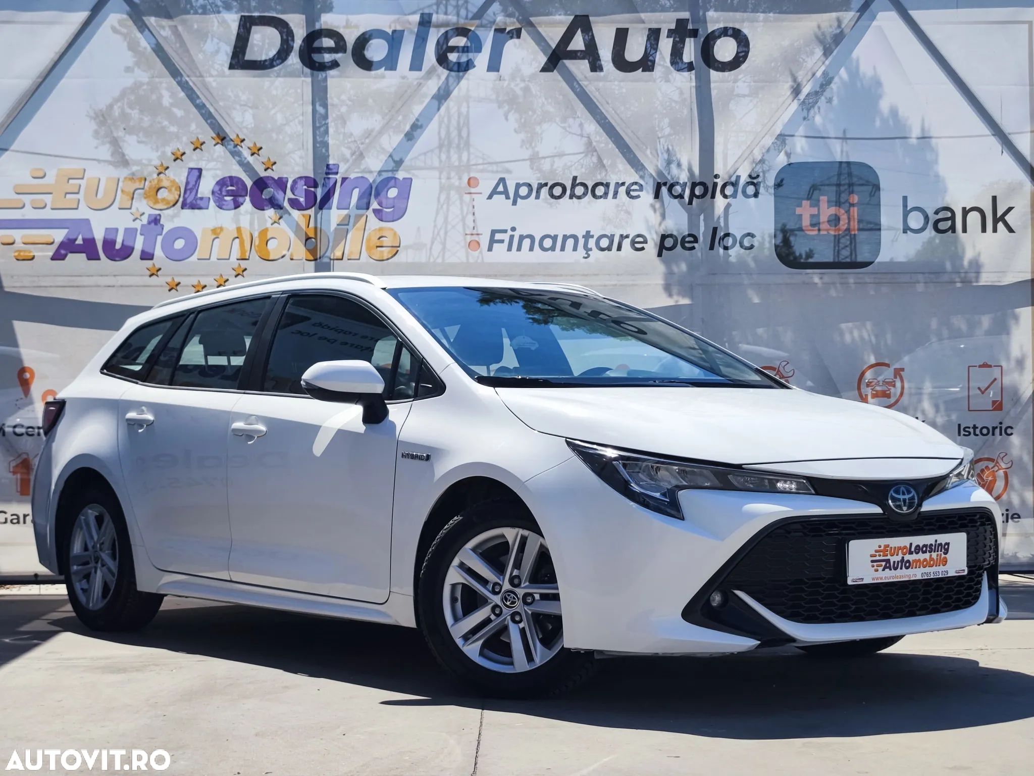 Toyota Corolla 1.8 HSD Dynamic - 1