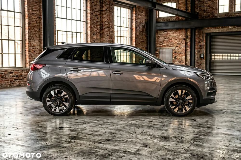 Opel Grandland X 1.2 T GPF Design Line S&S - 4