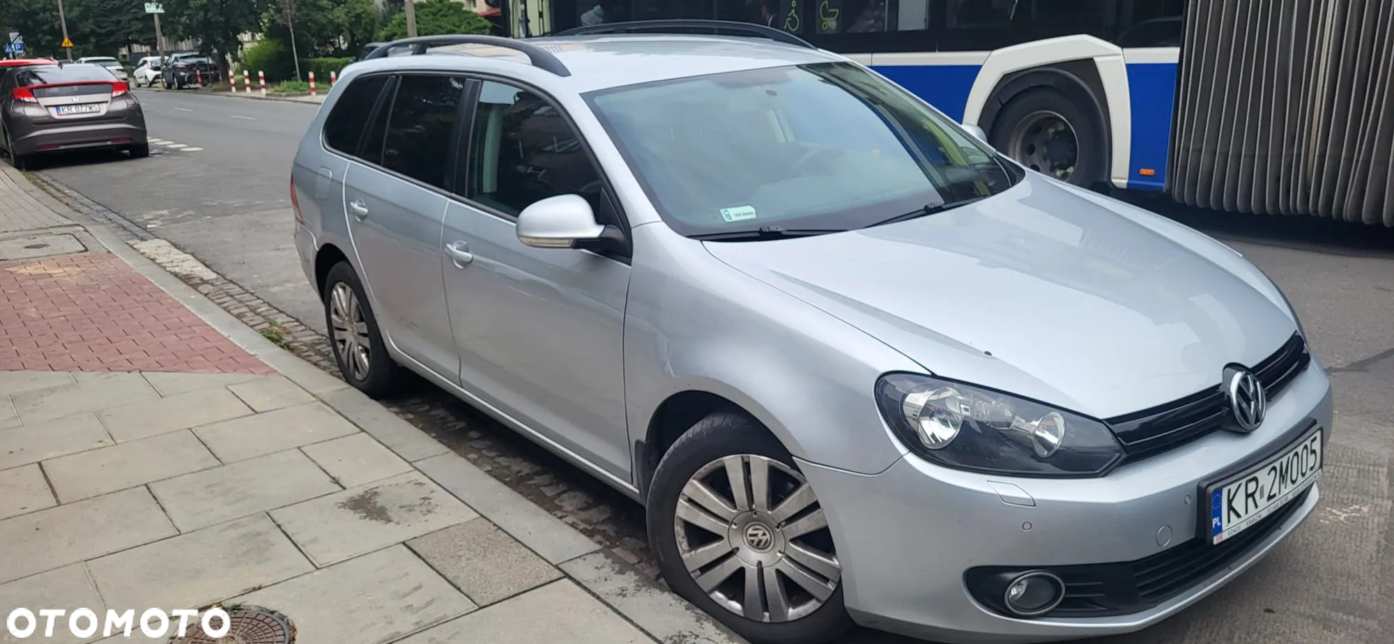 Volkswagen Golf VI 1.6 TDI Trendline DSG - 2