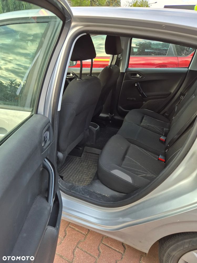 Peugeot 208 1.4 VTi Active - 14