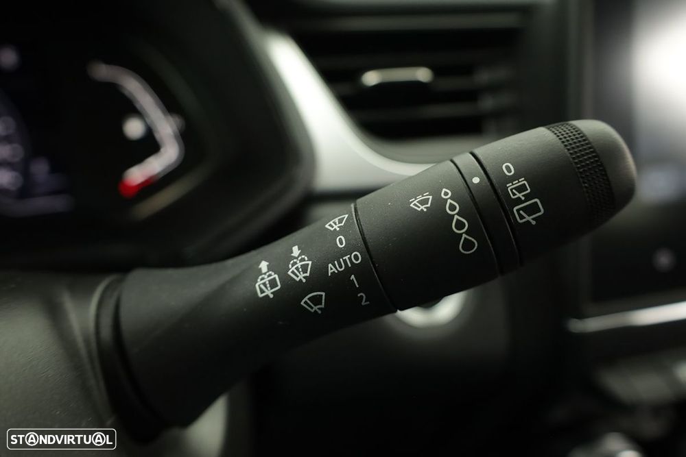 Renault Captur 1.0 TCe Techno Bi-Fuel - 17