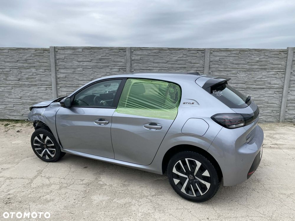 Peugeot 208 PureTech 100 Allure Pack - 8