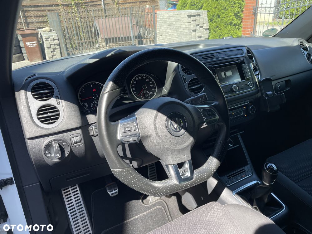 Volkswagen Tiguan 2.0 TDI DPF 4Motion BlueMotion Technology Sport & Style - 15