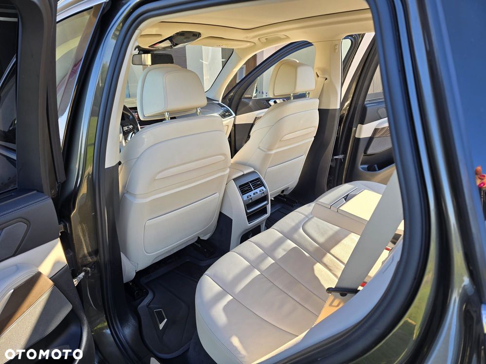 BMW X5 xDrive25d - 4