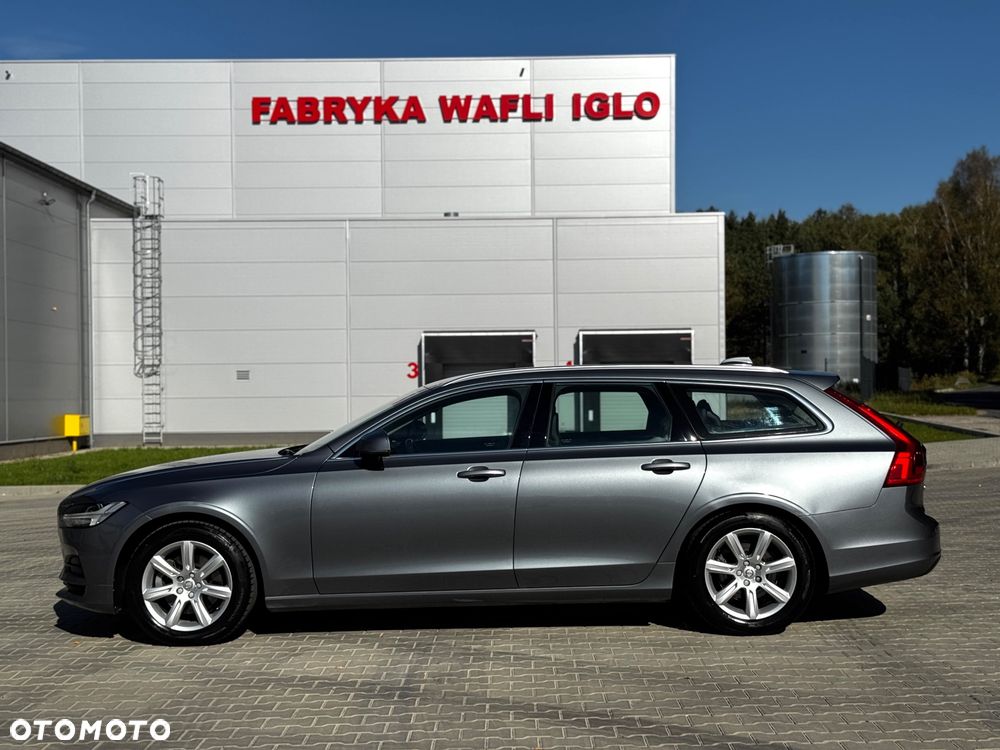 Volvo V90 D3 Momentum - 29