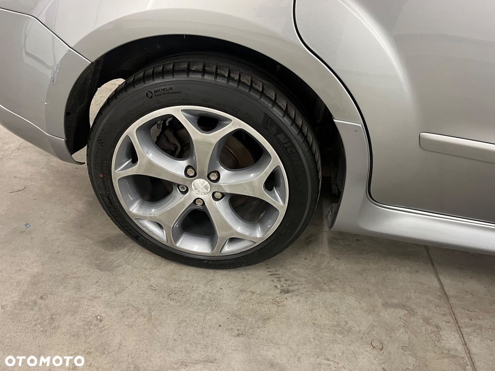 Ford S-Max - 27
