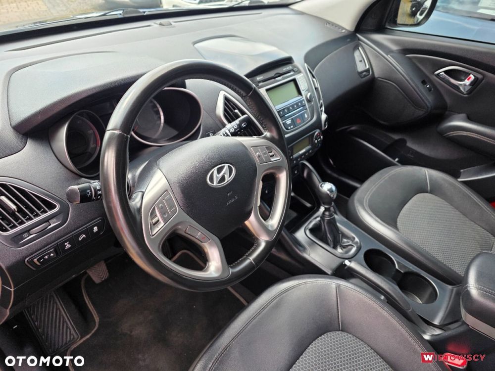 Hyundai ix35 - 11