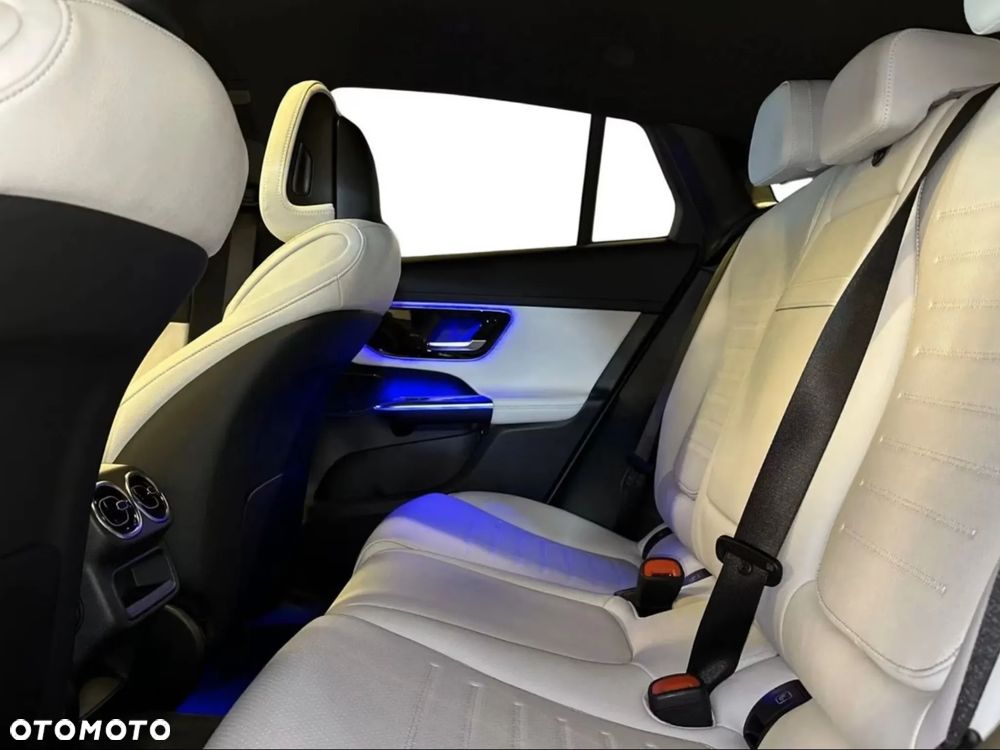 Mercedes-Benz GLC Coupe 220 d mHEV 4-Matic AMG Line - 17