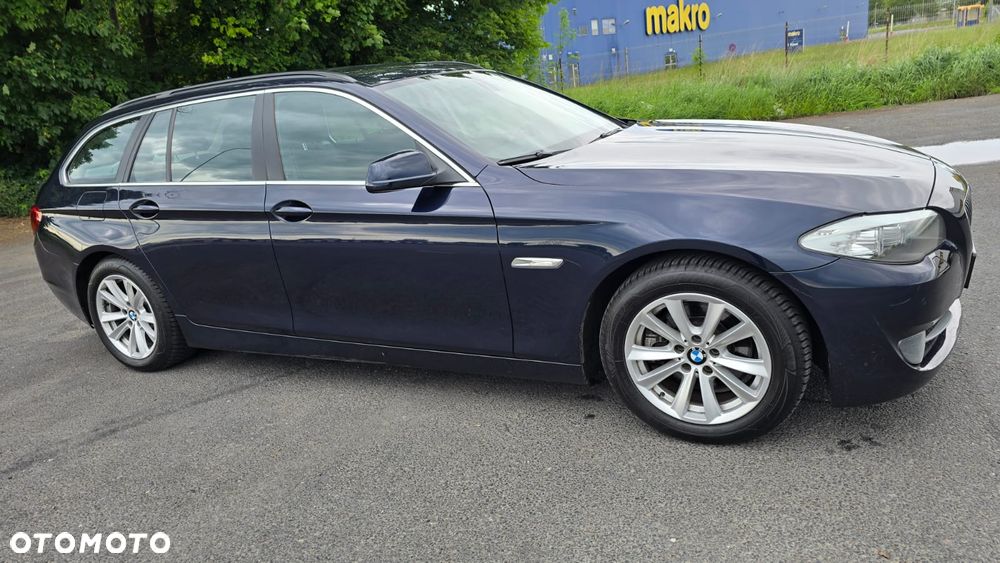BMW Seria 5 520d - 5