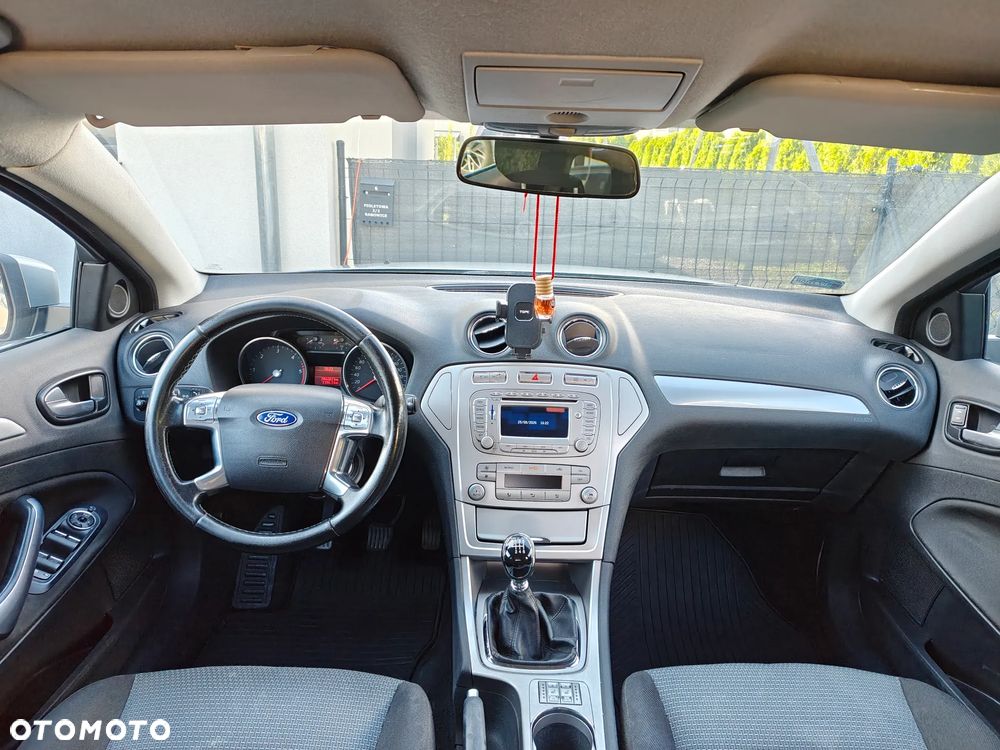 Ford Mondeo 2.0 TDCi Ambiente - 7