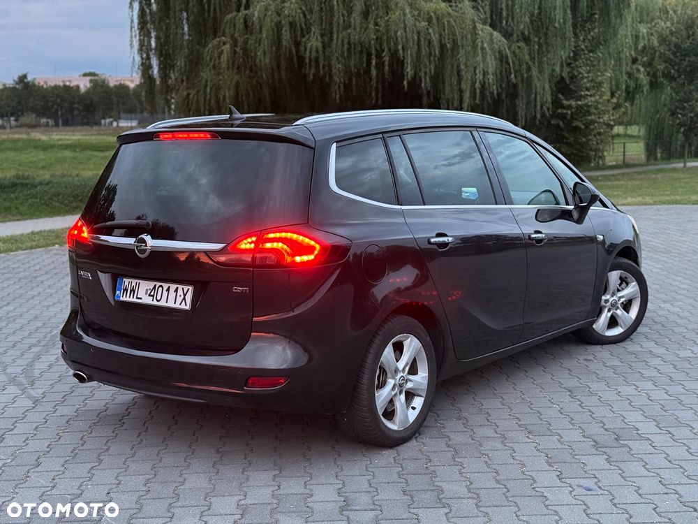 Opel Zafira - 2