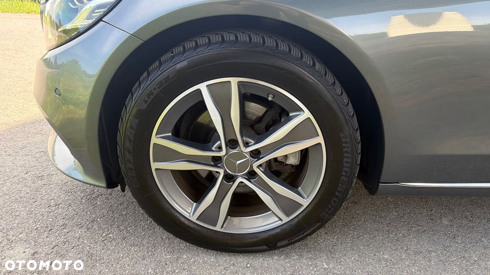 Mercedes-Benz Klasa C 200 d 9G-TRONIC - 34