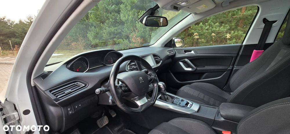 Peugeot 308 - 3